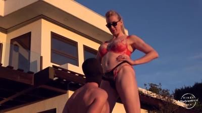 Kinky Mistresses: Goddess Severa - Strap-On Blowjob In Beverly Hills