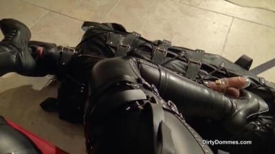 Dirty Dommes: Fetish Liza - Bagged Leather Boot Worm