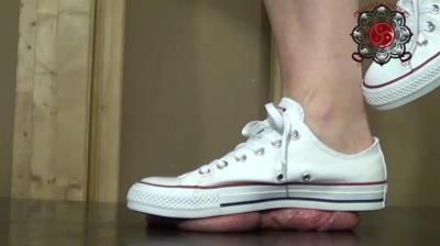 Anika And Friends Cock And Ball Trample: Cum Under My Cute White Converse