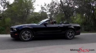 Mistress Susi: Rubber Lady - Latex and Fun With the Black Ford Mustang