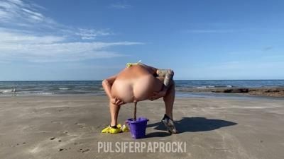 ScatShop: PulsiferPaprocki - Beach Bucket Poop