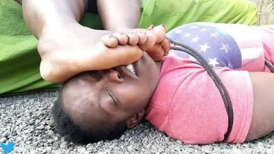 Fetish Freaks Africa: Foot Domination For Sub Slutty