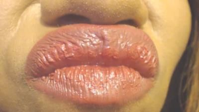 Fetish Clips And Beyond - Oily Lip Sniff