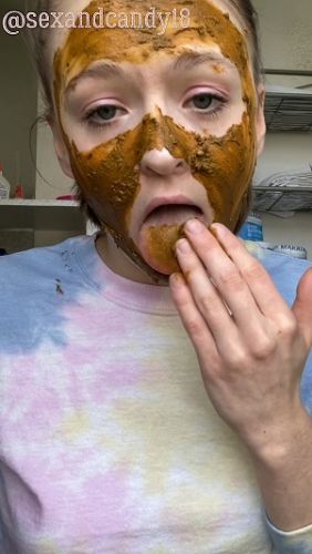 ScatShop: Sexandcandy18 - Teen's first diaper fill + face mask!