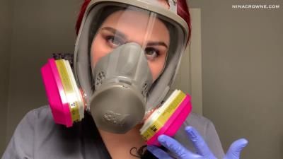 Nina Crowne - Nurse in Respirator Gives Handjob