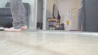 CurvyElvishGirl - Bare feet pacing- hard floors
