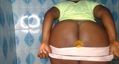 ScatShop: PrettyEbonies - Tweaking out my poop in panty bigbutt