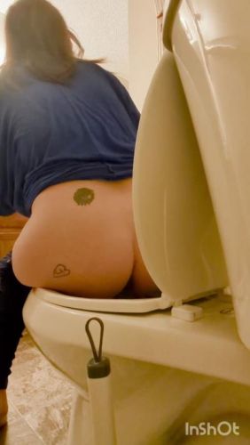 ScatShop: Lauren Lace - Bulging constipation